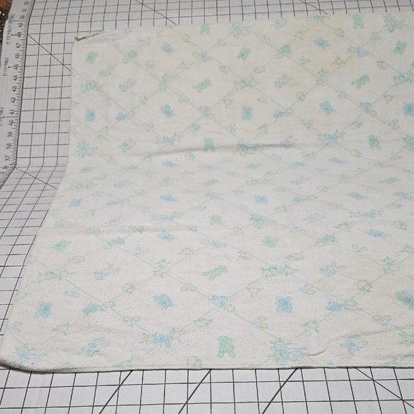 Source Unknown Other - Flannel Cream and Blue Receiving Baby‎ Blanket, 28x32, Preloved